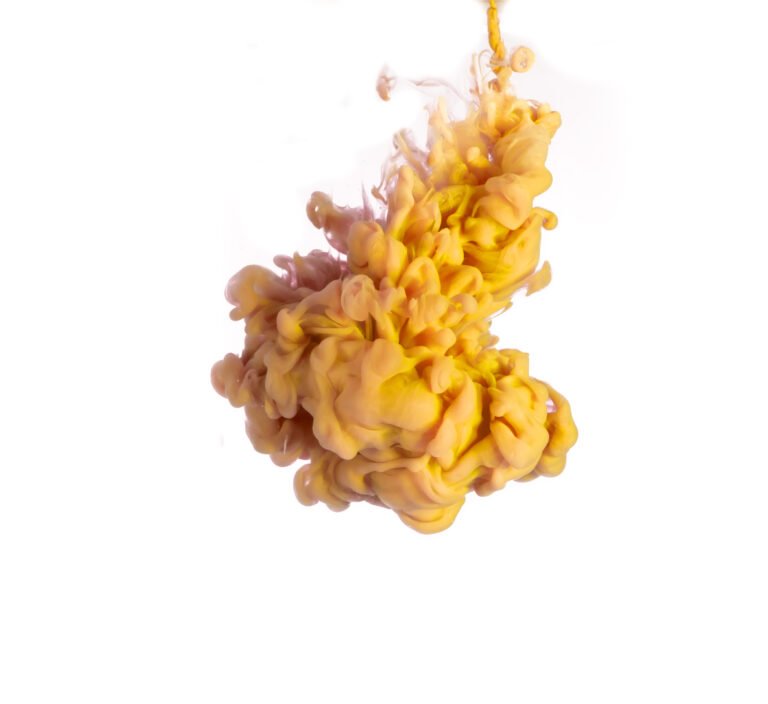 Levedura sendo inoculada na água para fermenta com mosto